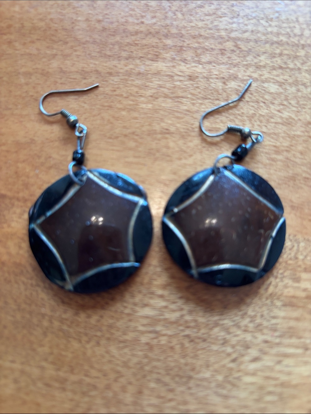 Earrings from Tanzania made of cow horn